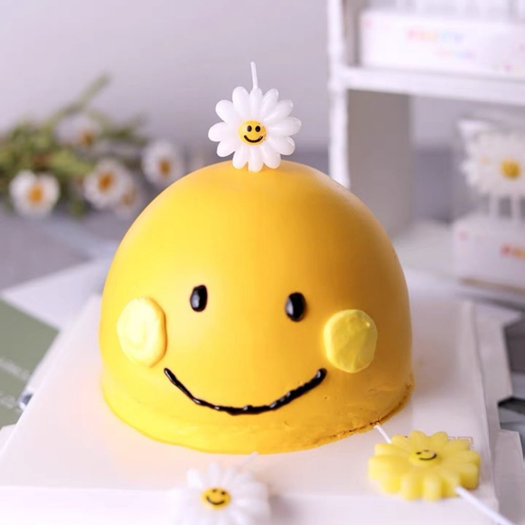 🌼 Korean Smiley Daisy Candle Birthday Candles Cute [READY STOCK IN SG]