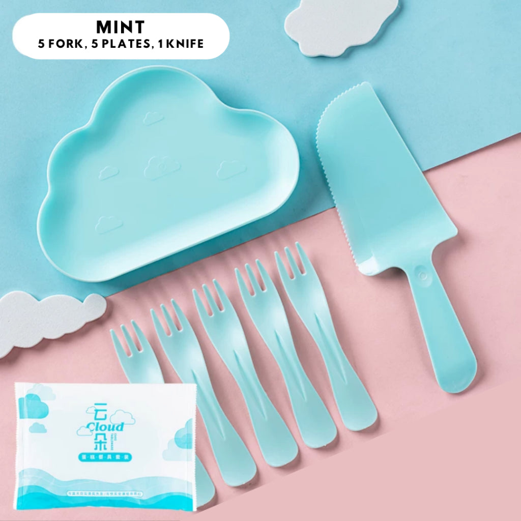 Pastel Cake Plate Set Party Cultery Set Disposable Cloud[Ready Stock in SG]